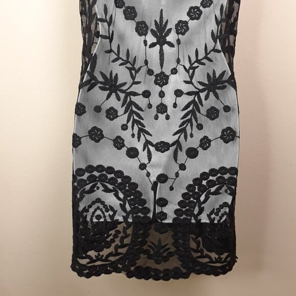 Neiman Marcus Embroidered Sheer Mesh Stretch Floral Mini Bodycon Dress S/M - Picture 6 of 10